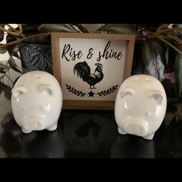 no brand Other - Pig Salt & Pepper Shaker & Rooster Farmhouse Sign